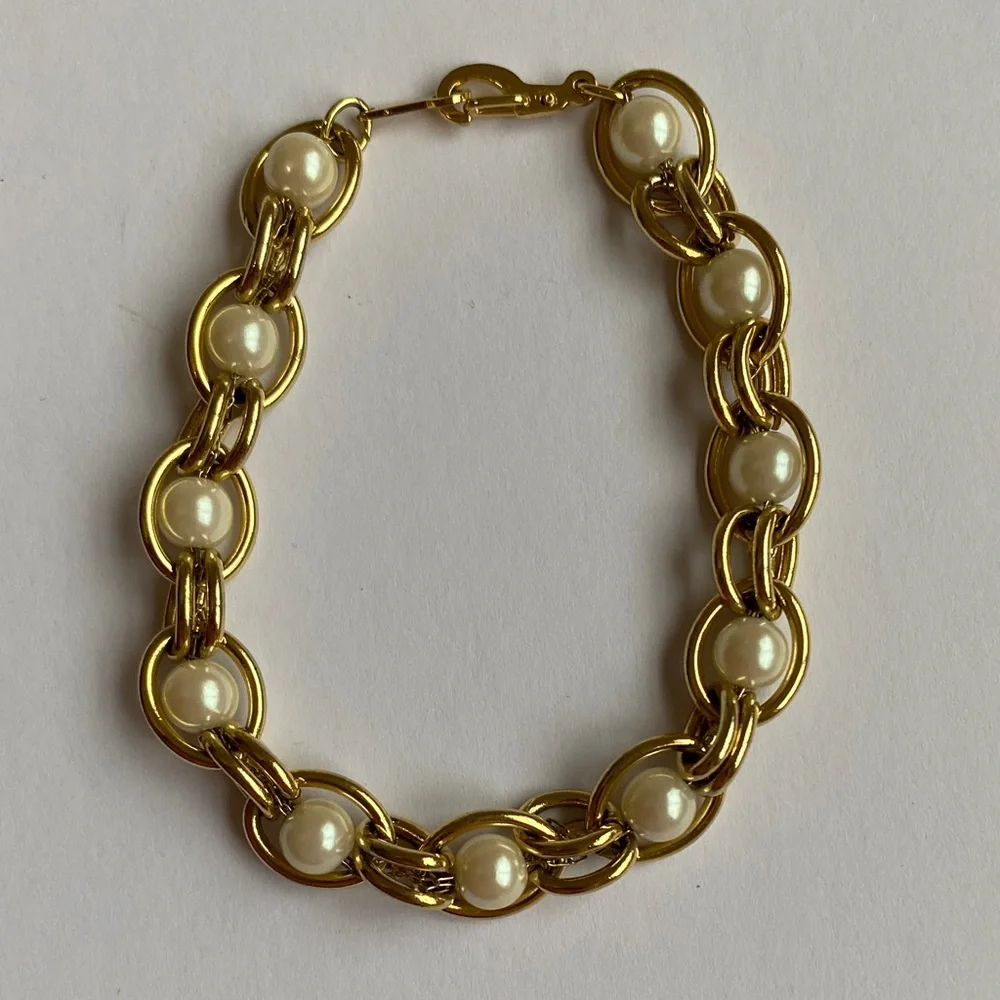 Vintage Costume Gold Tone and Pearl-Style Bracelet - Picture 1 of 3
